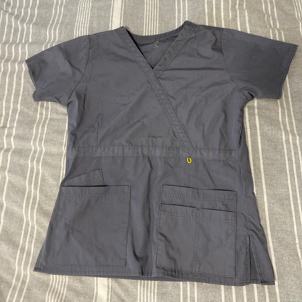 Wonderwink scrub top SM